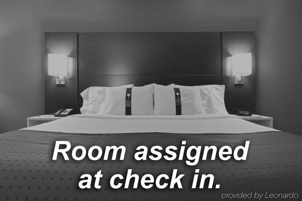 Baymont By Wyndham Roswell Hotel Екстериор снимка