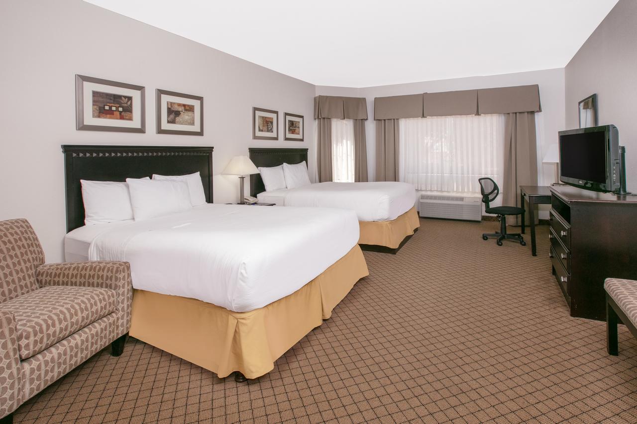Baymont By Wyndham Roswell Hotel Екстериор снимка